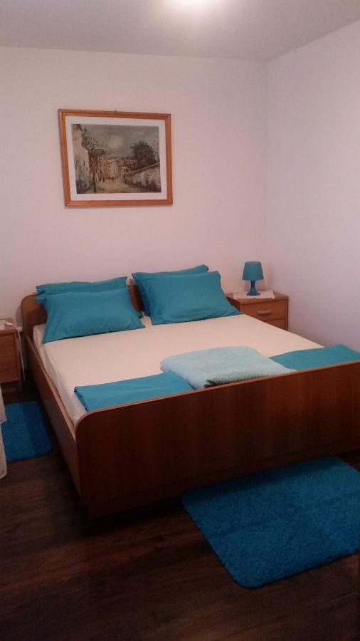 Apartamento Gita Omišalj Exterior foto