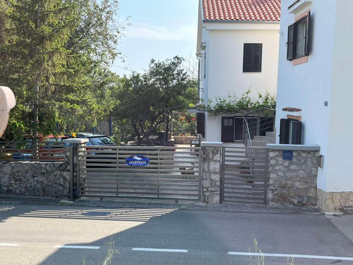 Apartamento Gita Omišalj Exterior foto