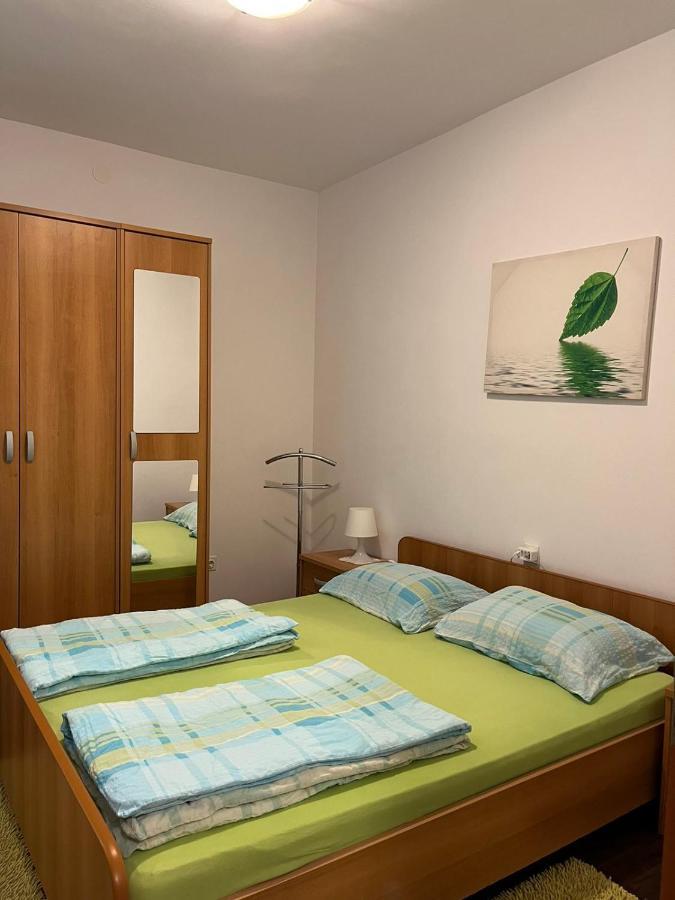 Apartamento Gita Omišalj Exterior foto